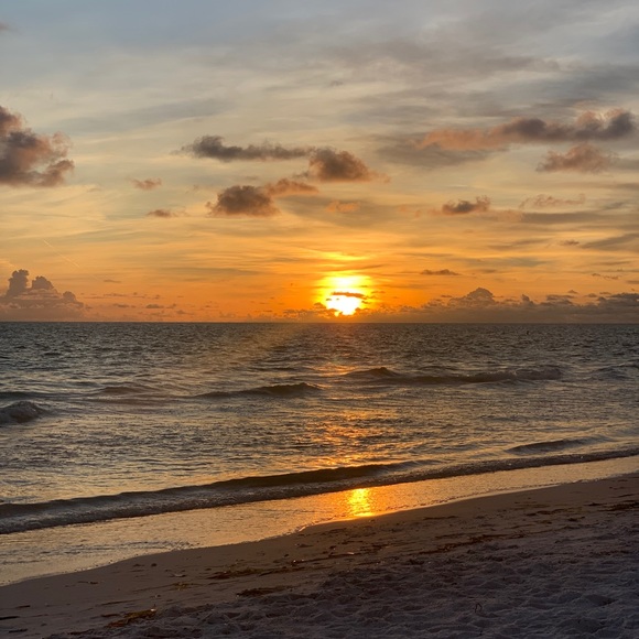 Meet your Posher, Debbra - Picture 1 of 1